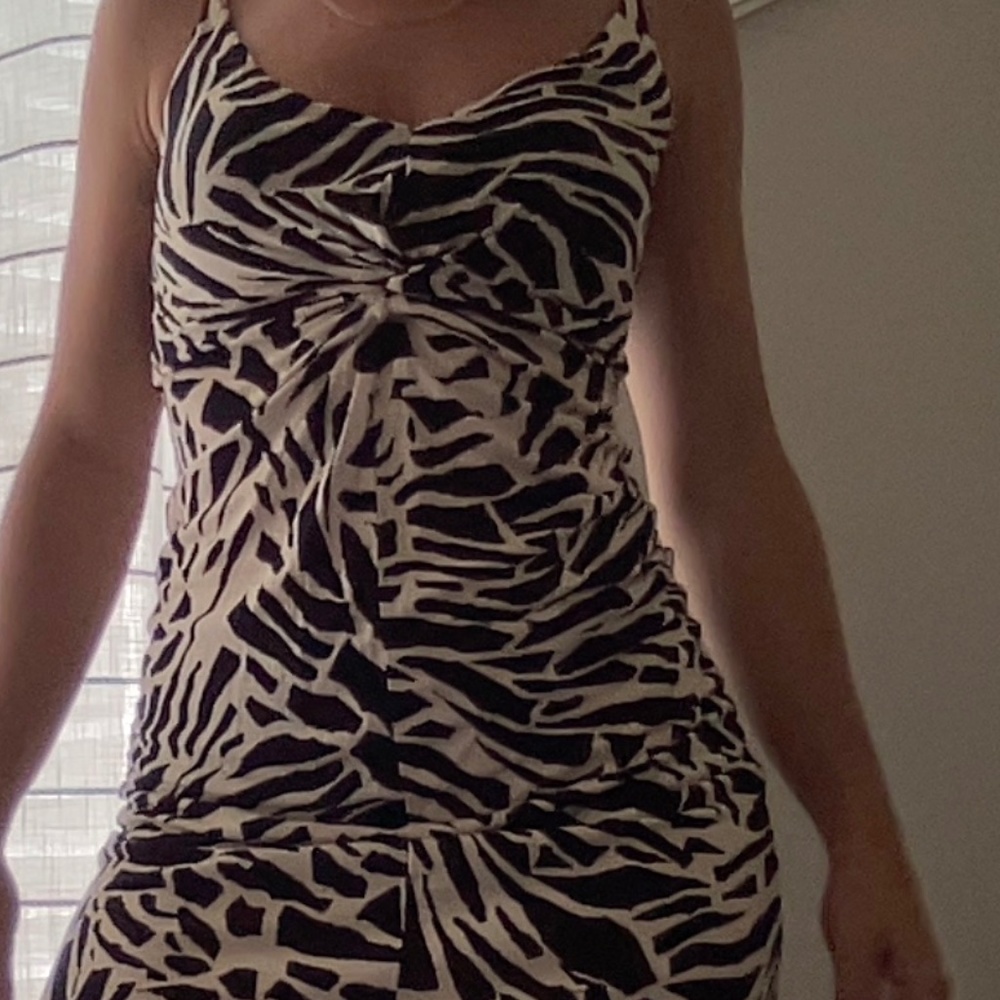 H&M Dress - Picture 8 of 8